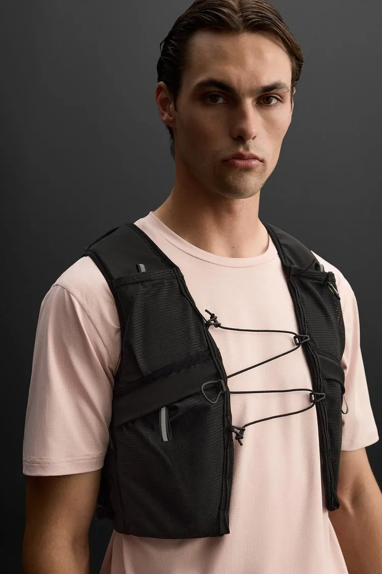 ATHLETIC TECHNICAL VEST