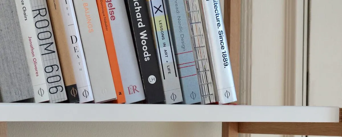 Woody Shelving