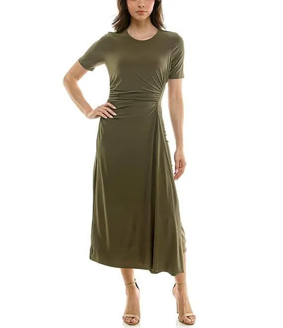 Short Sleeve Stretch Knit Crew Neck Midi Sheath Dress