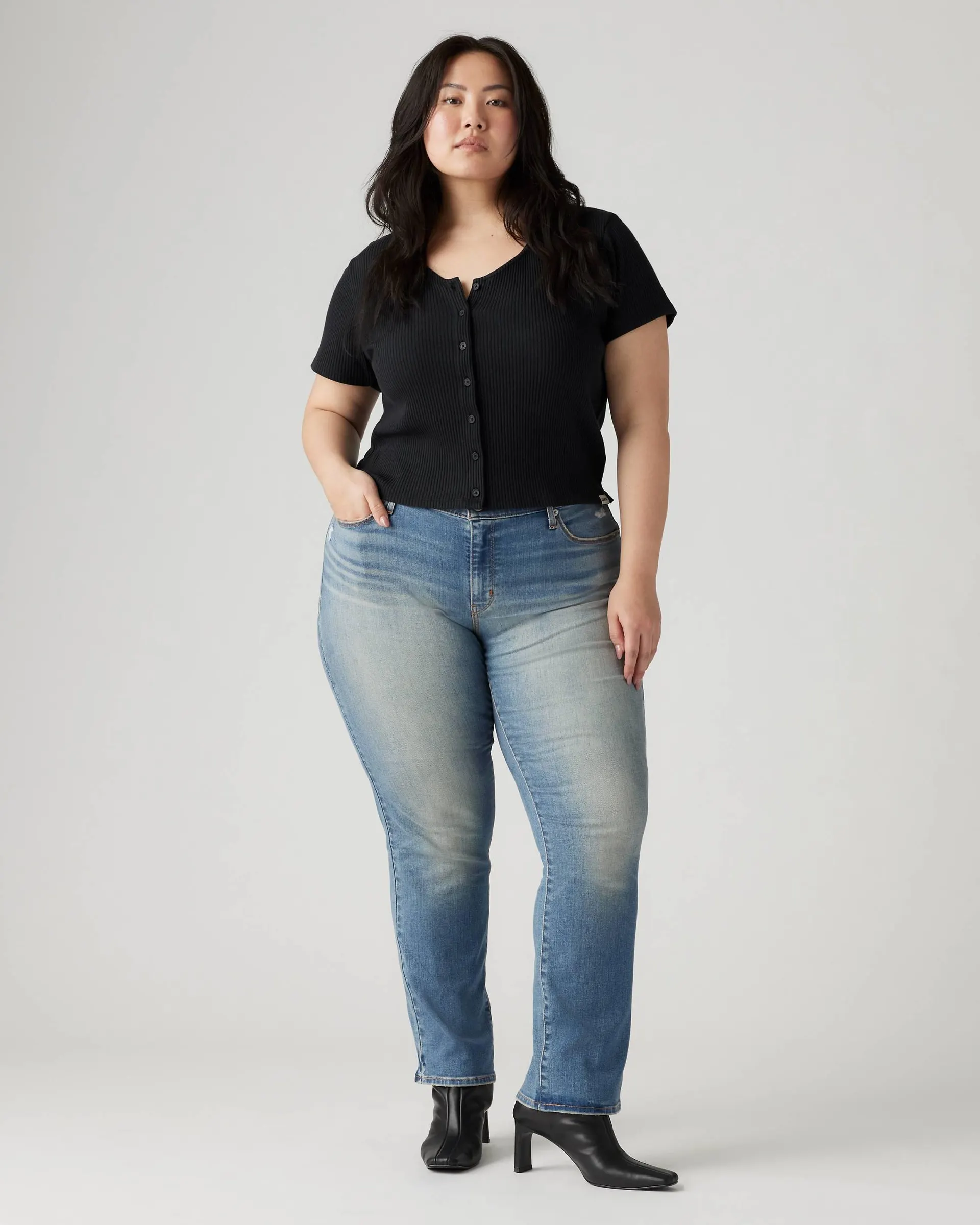 Classic Straight Women's Jeans (plus Size)