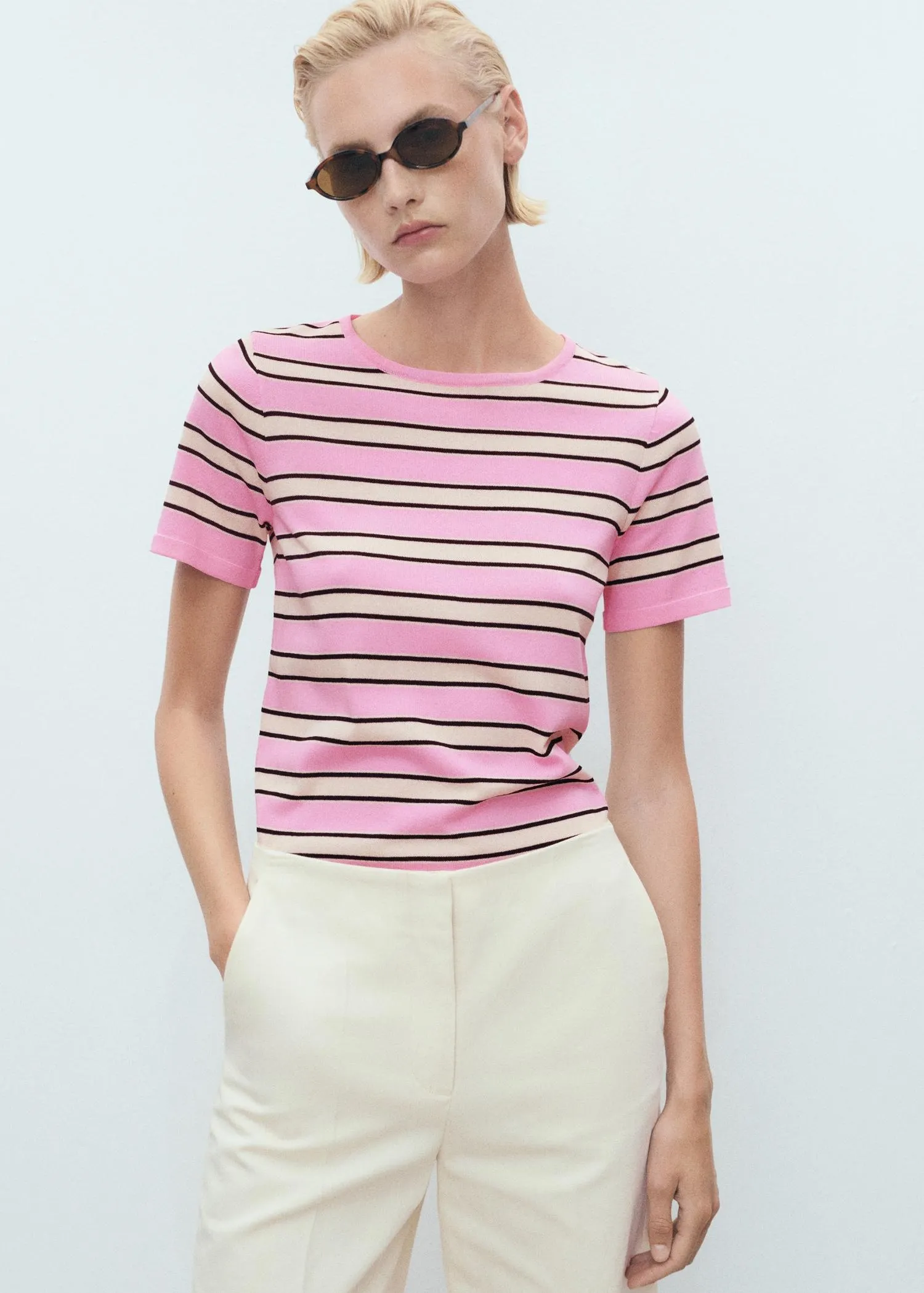 Short-sleeved sweater with combined stripes