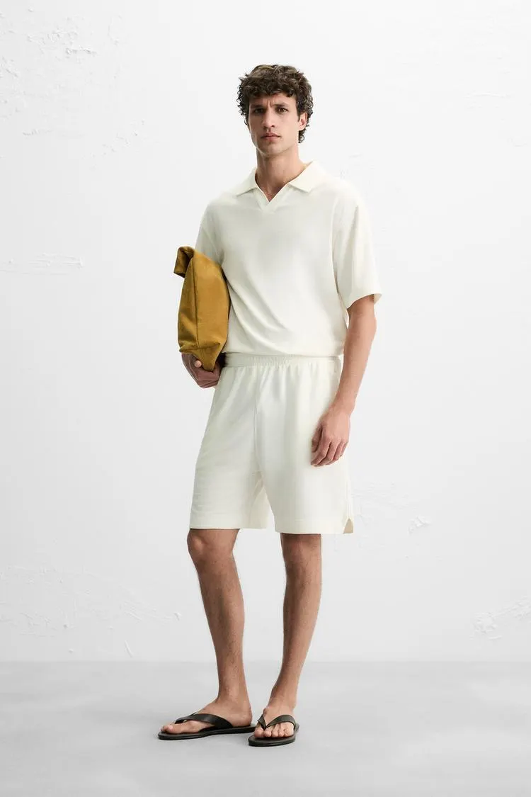 CHECKERED TEXTURED SHORTS