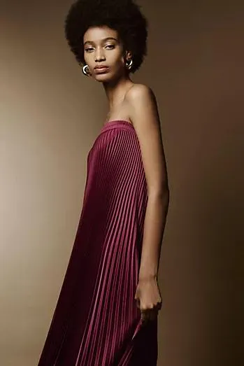 L'IDÉE Elle Strapless Pleated Gown