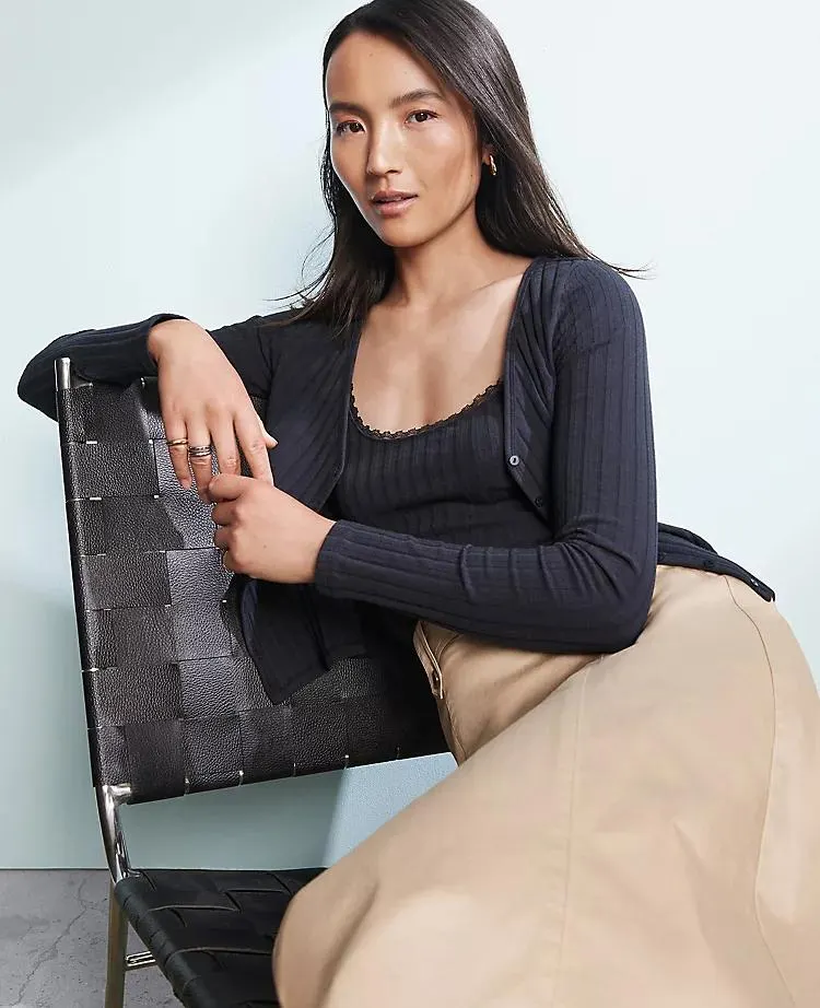 Weekend Collection Ribbed V-Neck Cardigan