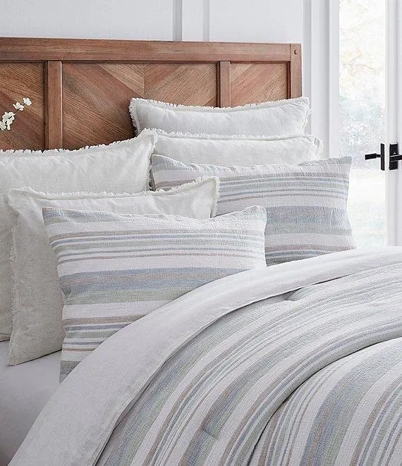 Simplicity Collection Linden Horizontal Stripe Comforter