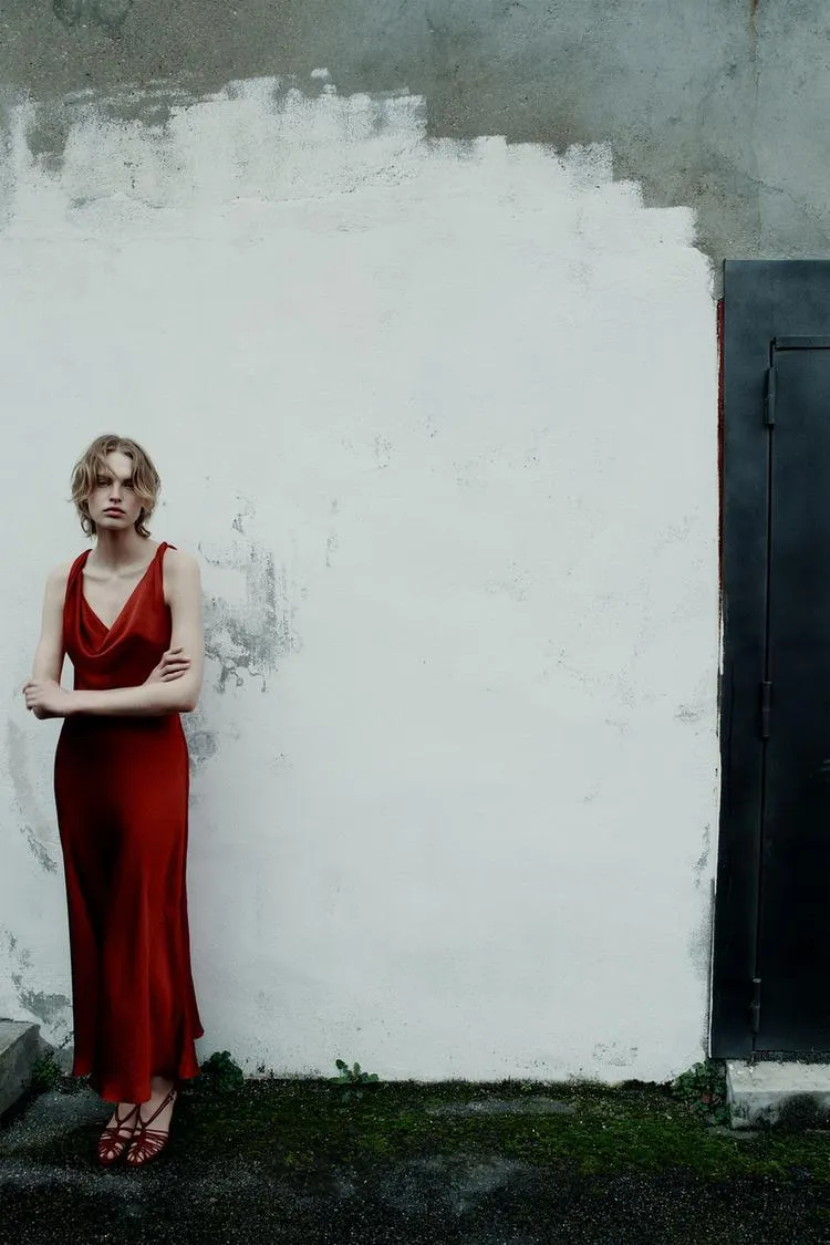 VESTIDO LARGO SATINADO ZW COLLECTION