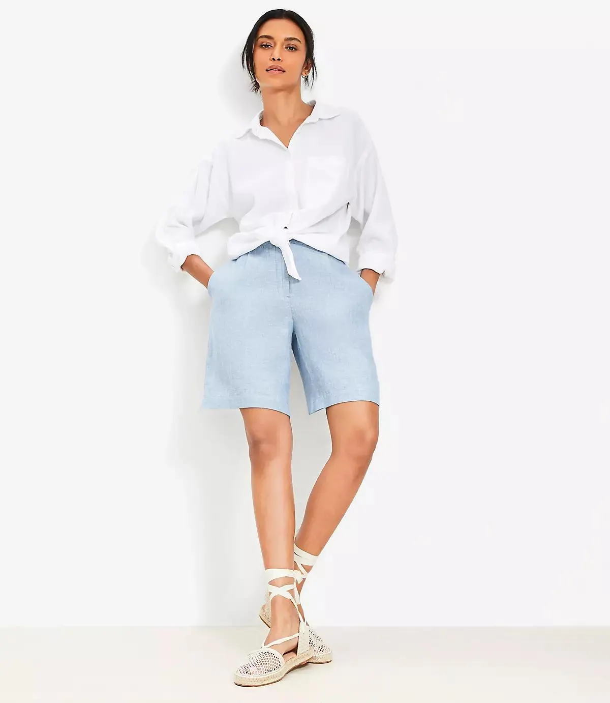 Bermuda Shorts in Linen