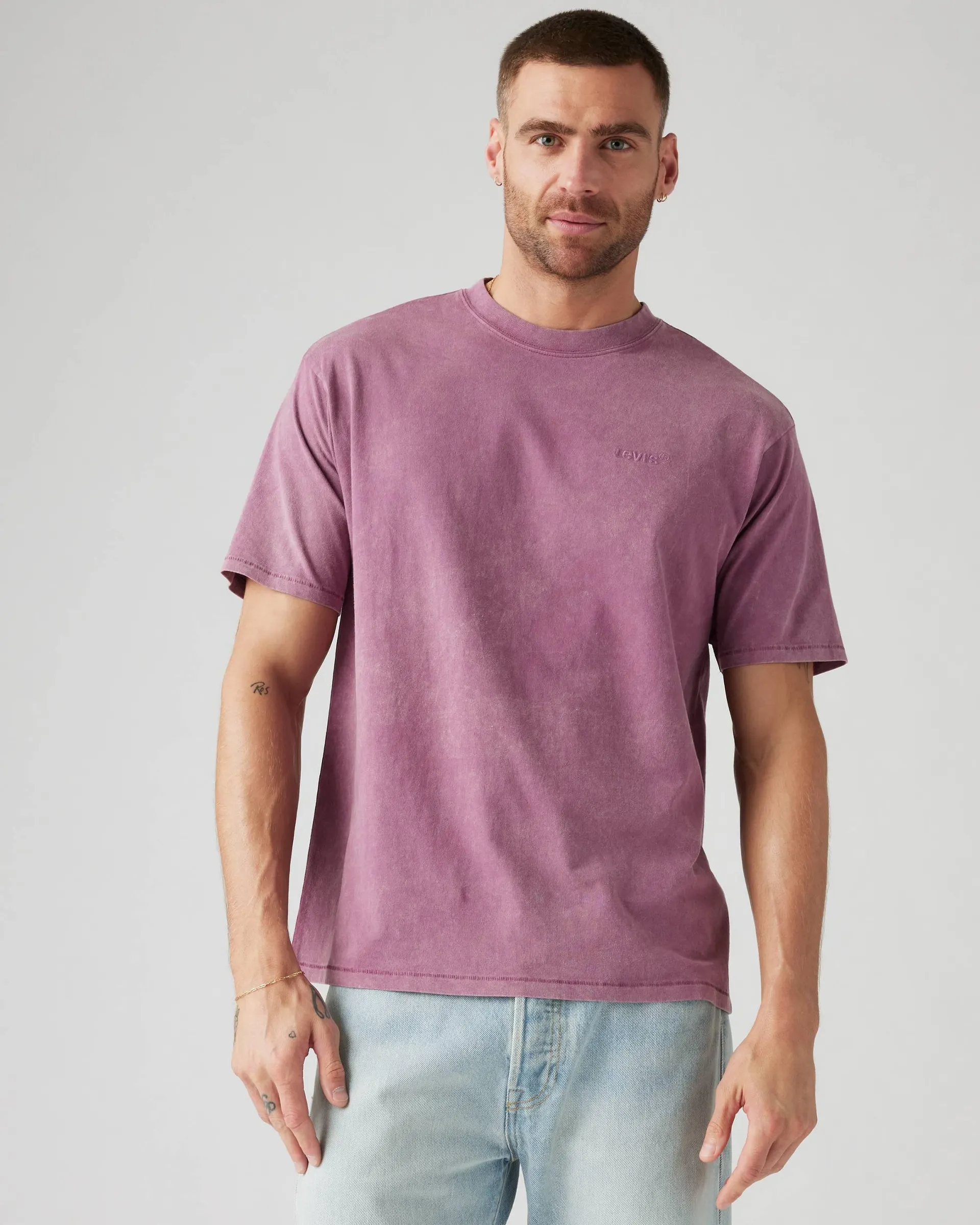 Red Tab™ Vintage T-shirt