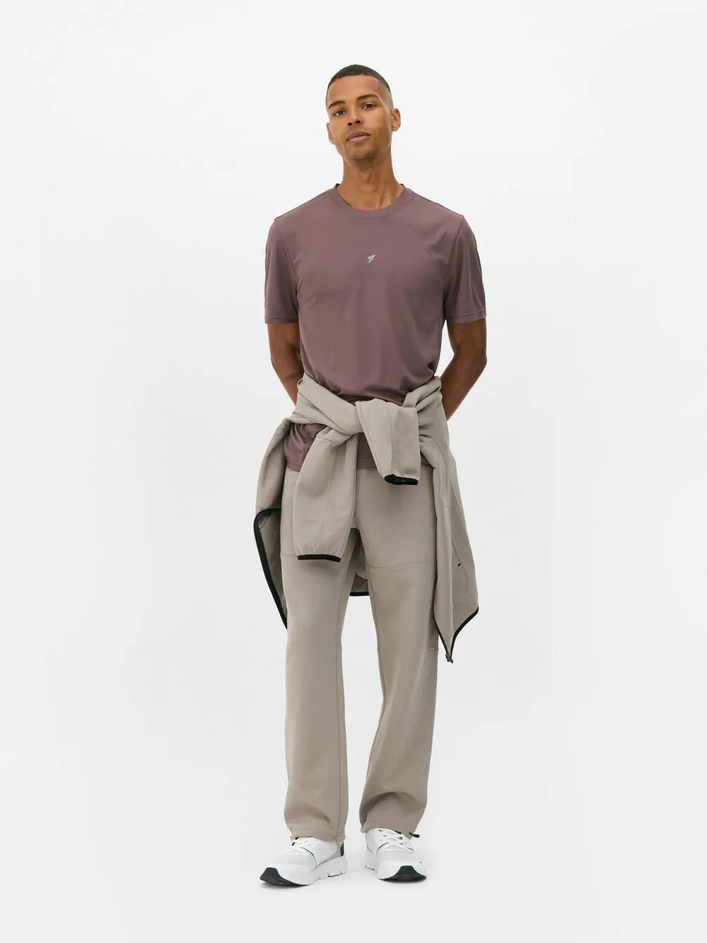 Camiseta básica deportiva