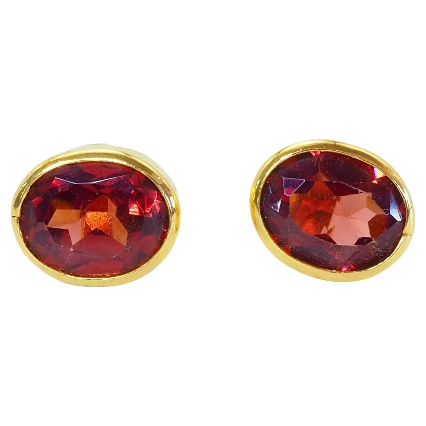 14K Gold 0.80ct Oval Spessartine Garnet Fine Bezel Stud Earring