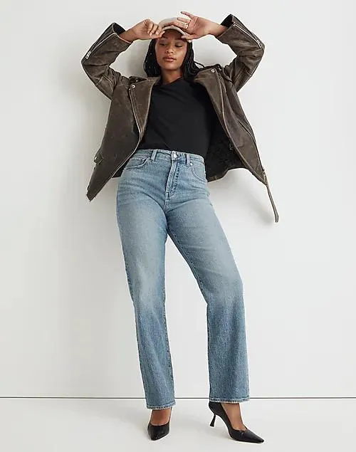 The Curvy '90s Straight Jean