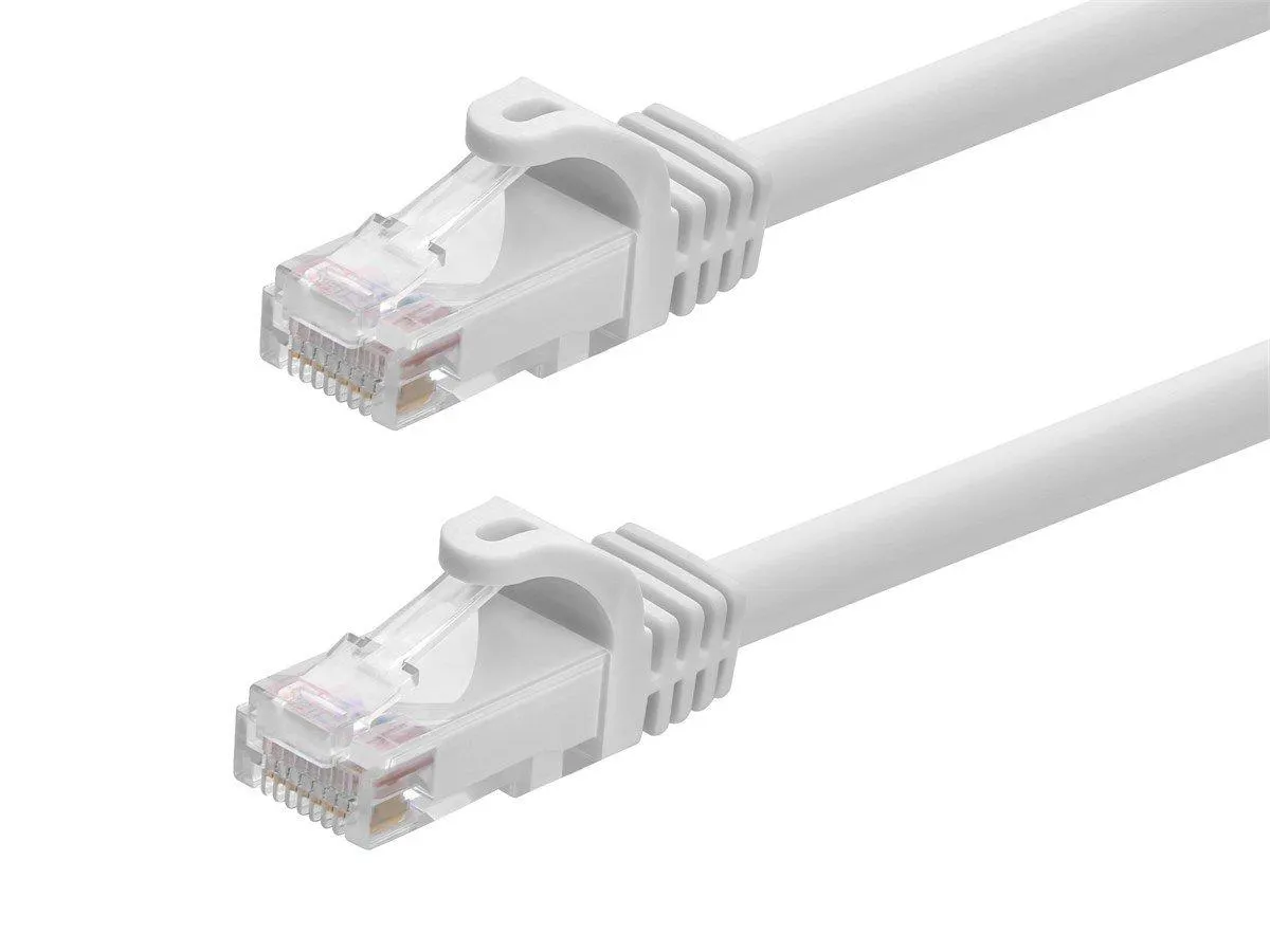 Monoprice Cat6 1ft White Patch Cable, UTP, 24AWG, 550MHz, Pure Bare Copper, Snagless RJ45, Flexboot Series Ethernet Cable