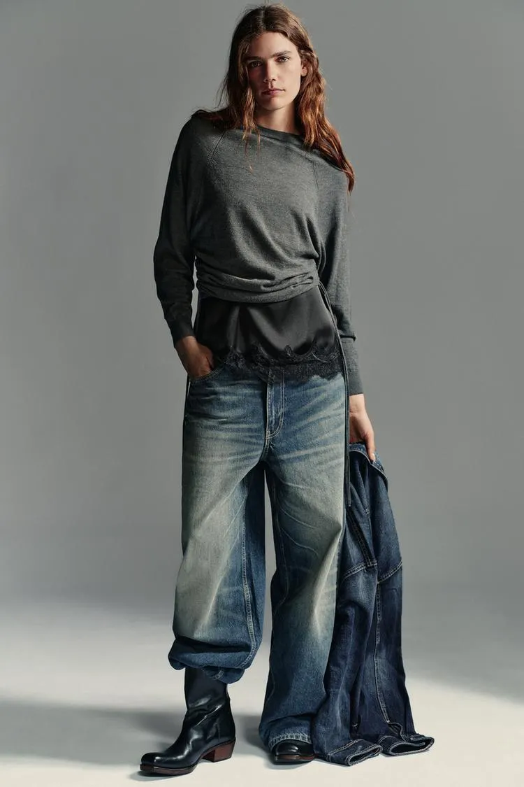 TIE KNIT SWEATER