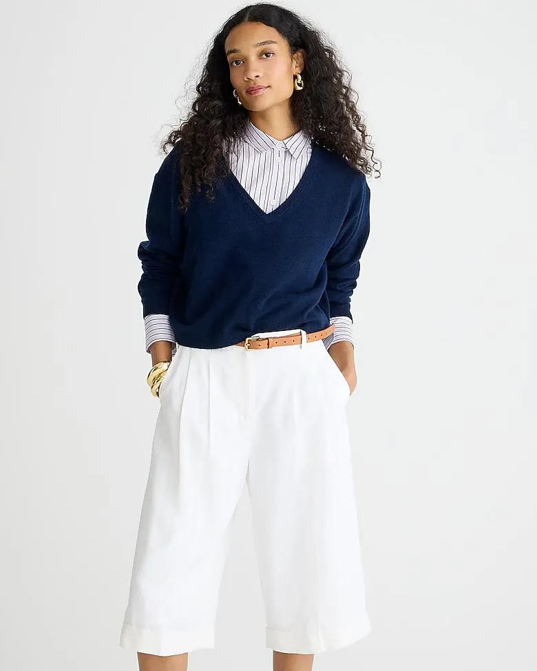 Cashmere relaxed cropped V-neck sweater
