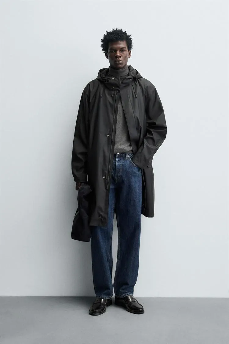 RUBBERIZED HOODED PARKA