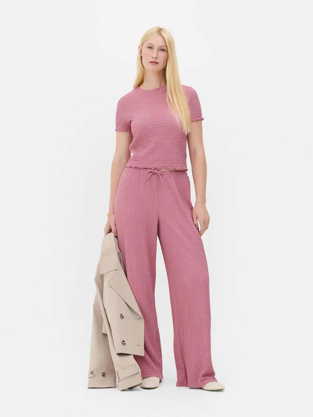 Crewneck Crinkle Top