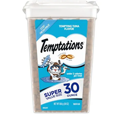 Temptations Classic Tempting Tuna Flavor Crunchy and Soft Cat Treats, 30 oz.