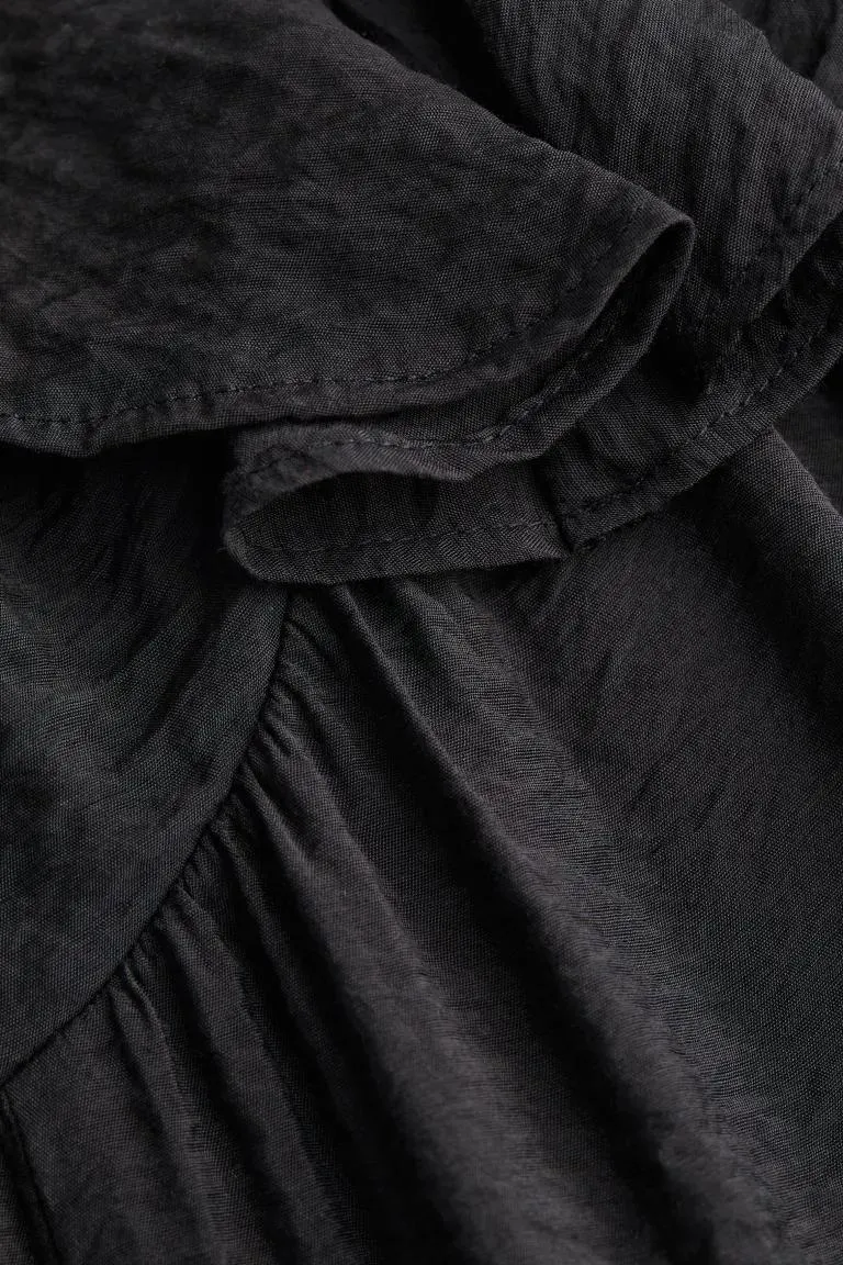 Sleeveless V-neck Dress
