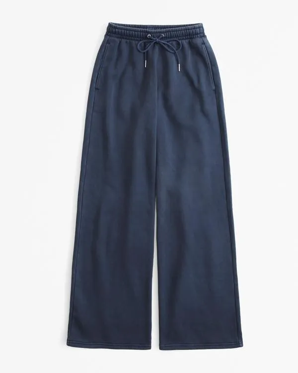 Essential Wide Leg Sweatpant