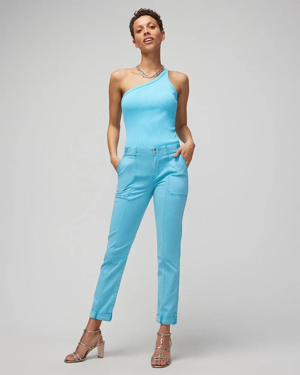 Mid-Rise Pret-A-Pedi Crop Pants