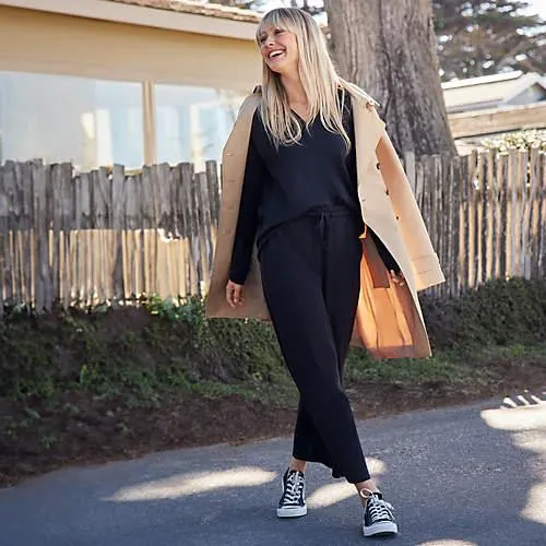 Women's Sport Knit Elastic Waist Wide Leg Crop Pants