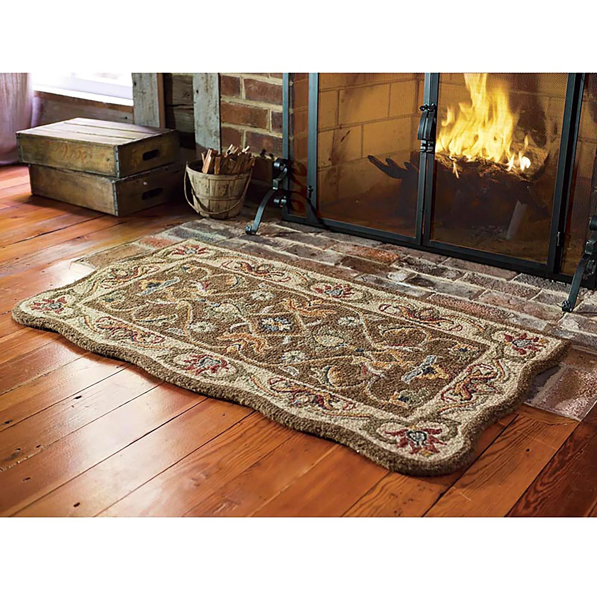 Hand-Tufted Fire Resistant Scalloped Wool McLean Hearth Rug