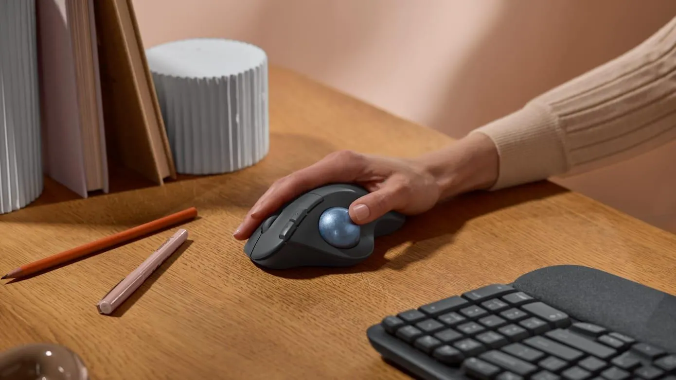 ERGO M575 Wireless Trackball for Business