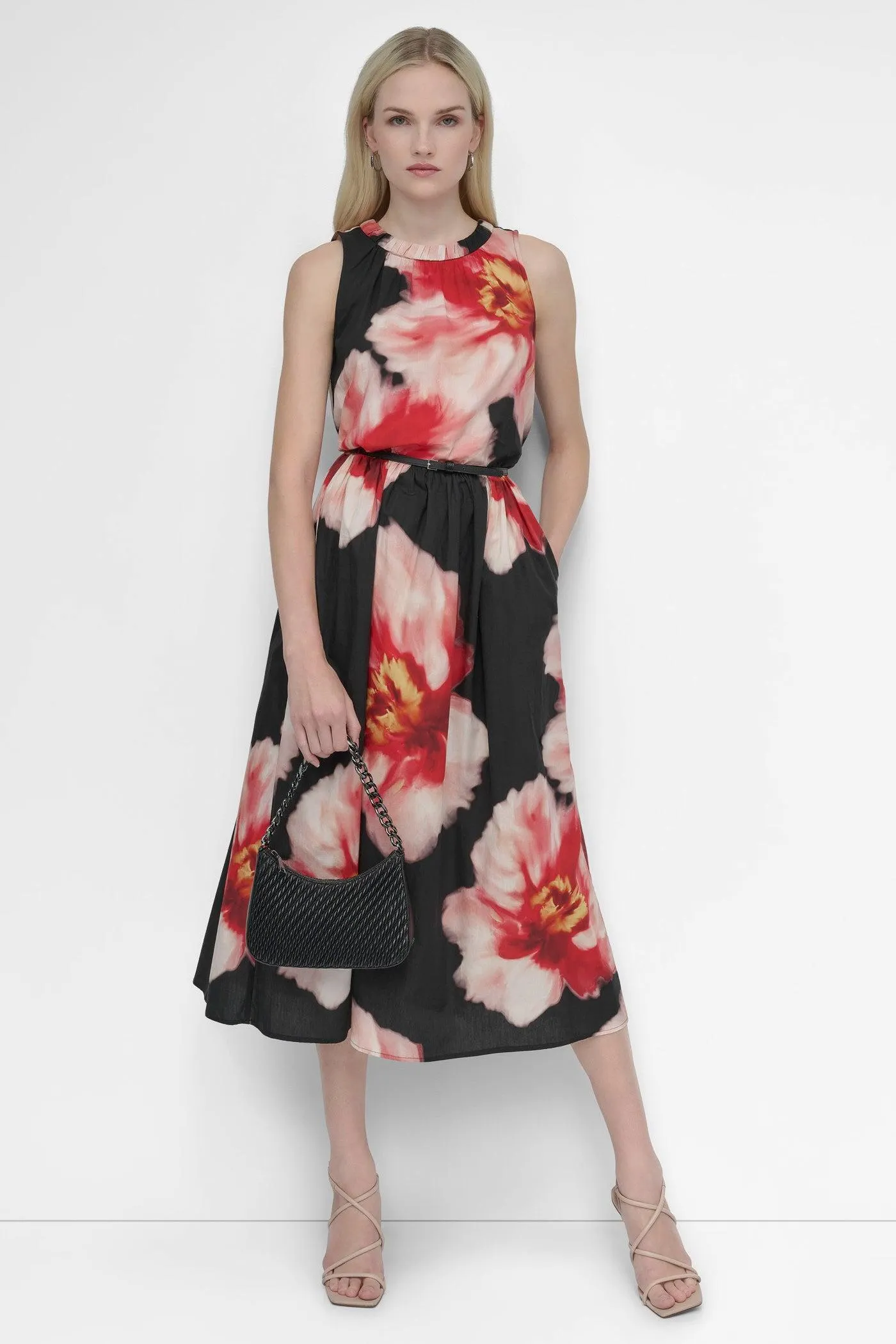 SLEEVELESS SHIRRING MIDI DRESS WITH BELT