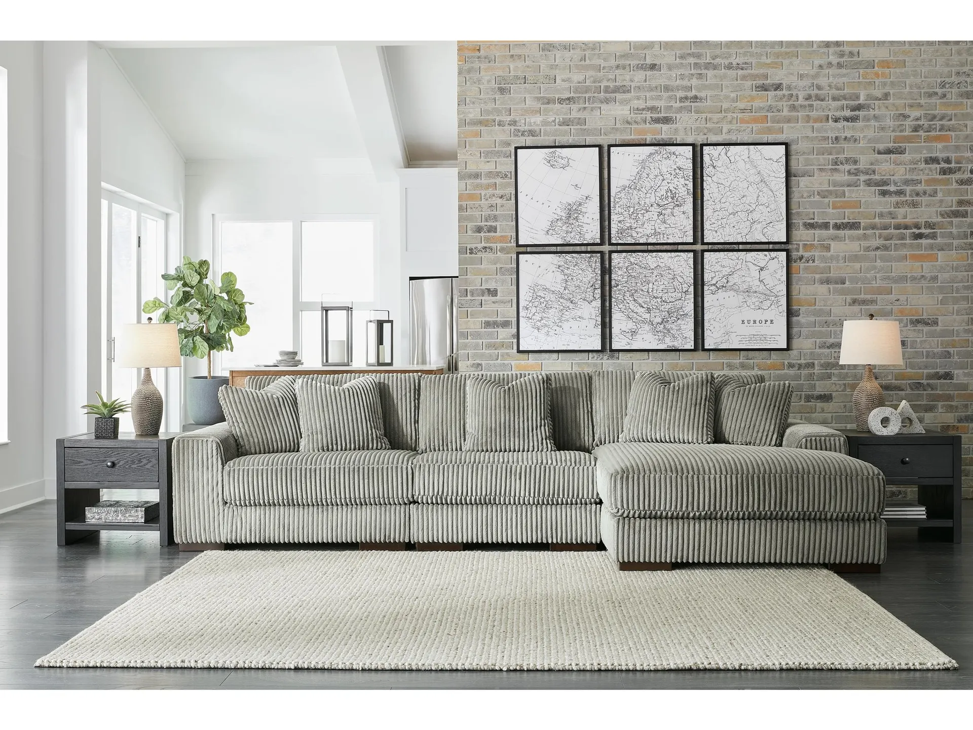 Lindyn 3-Piece Modular Sofa with Chaise