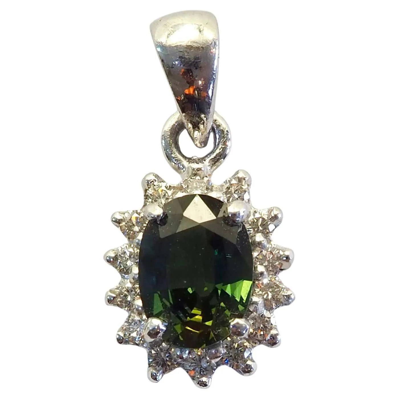 18K White Gold 1.05ct Green Sapphire & 0.20ct Diamond Sunburst Pendant Enhancer