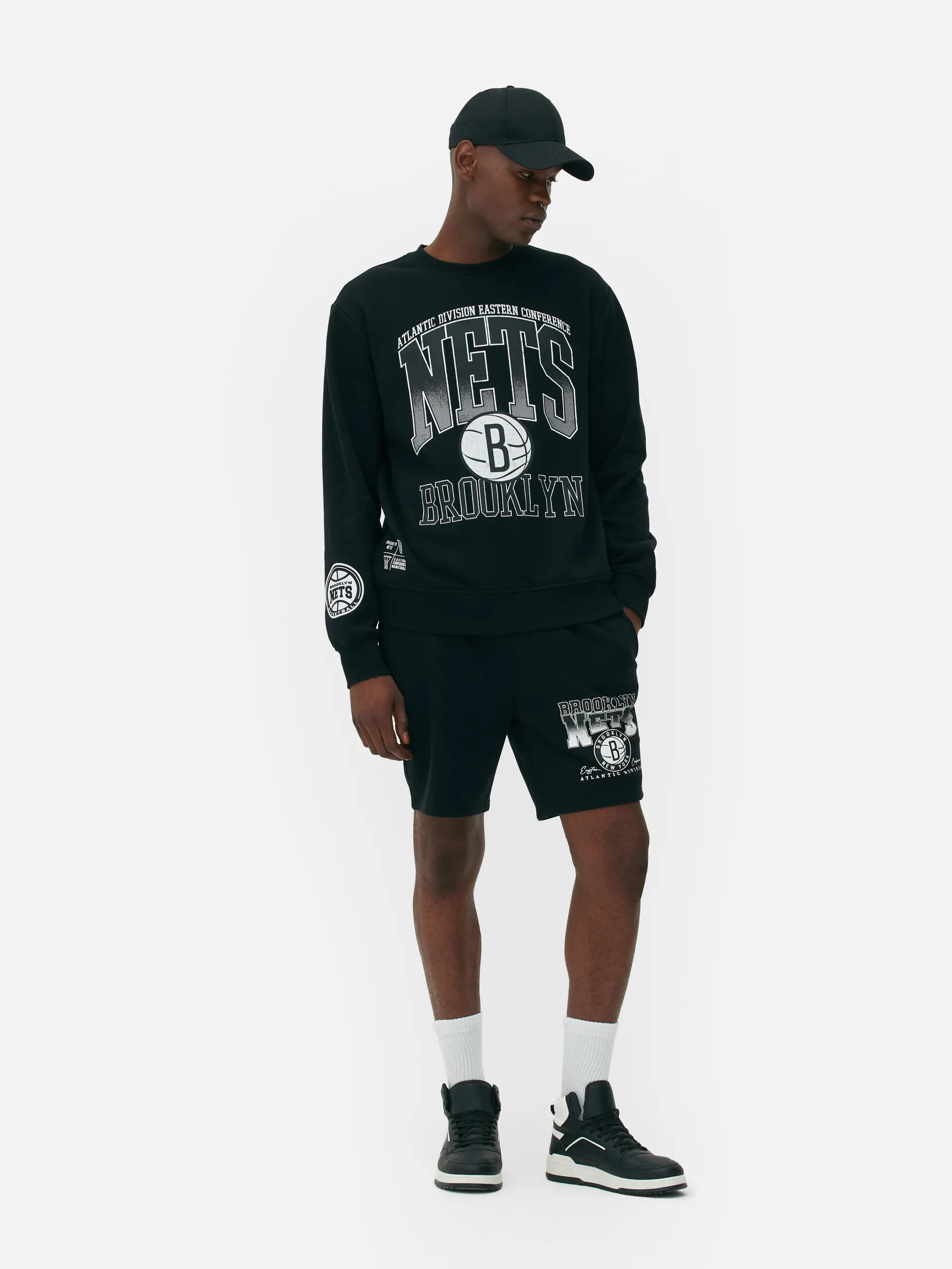 NBA Brooklyn Nets Sweatshirt