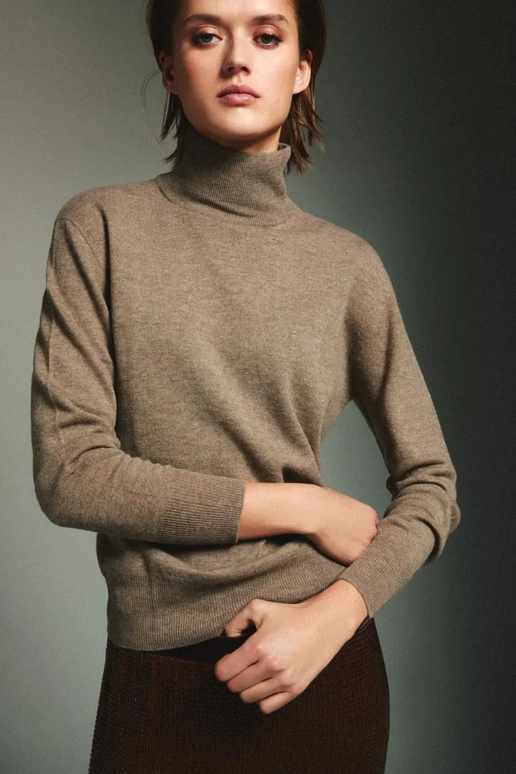 100% EXTRA SOFT WOOL JUMPER