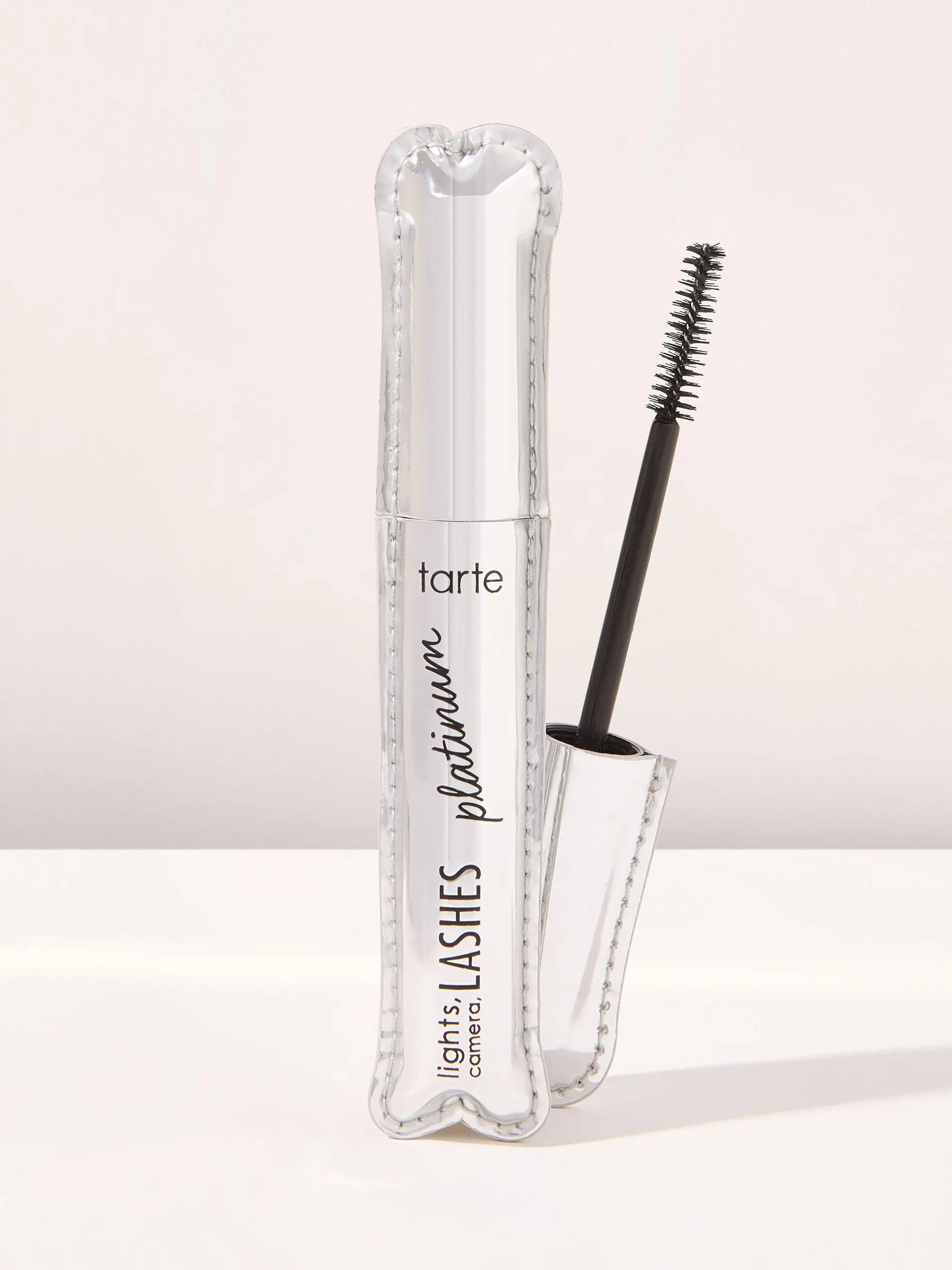 lights, camera, lashes™ platinum mascara