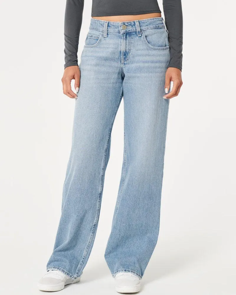 Low-Rise Light Wash Baggy Jeans