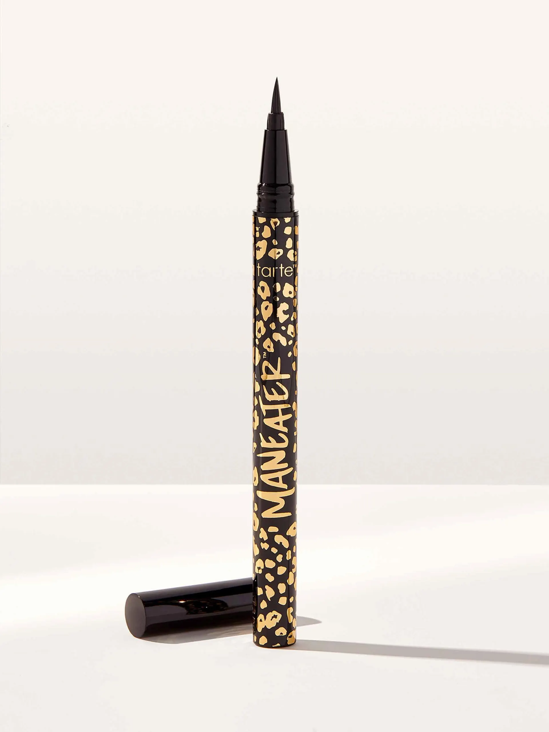maneater™ liquid eyeliner