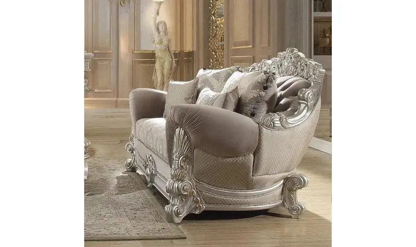 Bayne Loveseat
