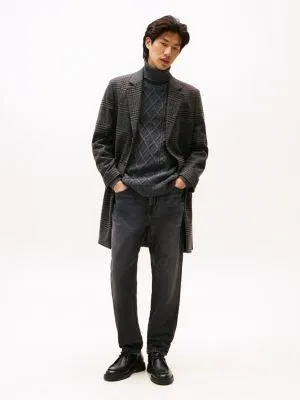 Tapered Relaxed Black Wash Jean