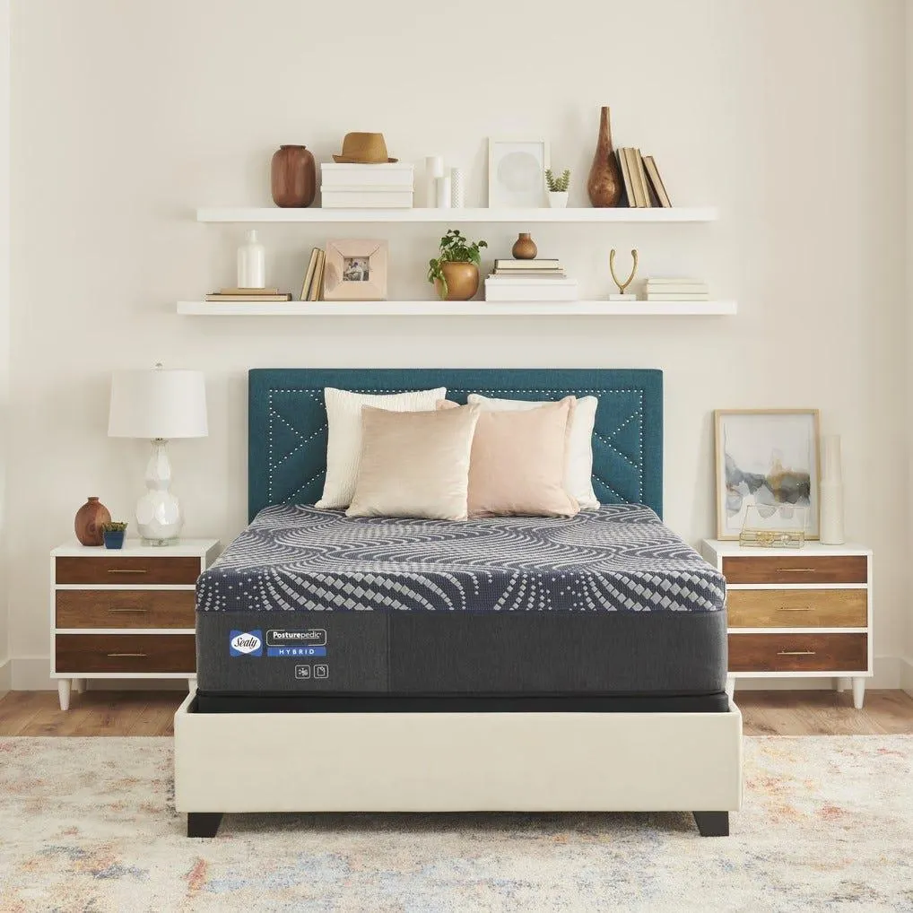 Sealy Posturepedic Plus Hybrid Brenham Soft 13.5" Mattress