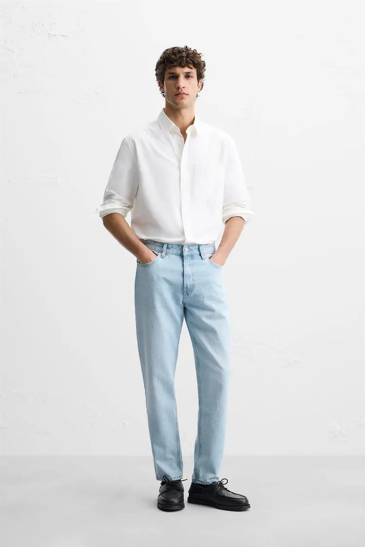 SLIM TAPERED FIT JEANS