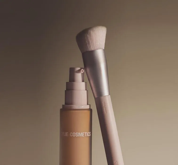 Foundation Brush 01