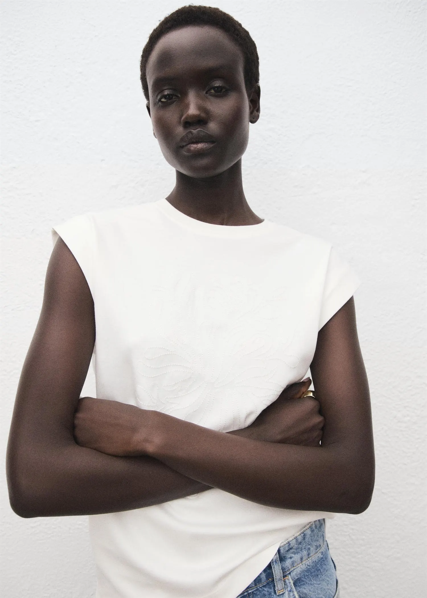 Cotton sleeveless t-shirt