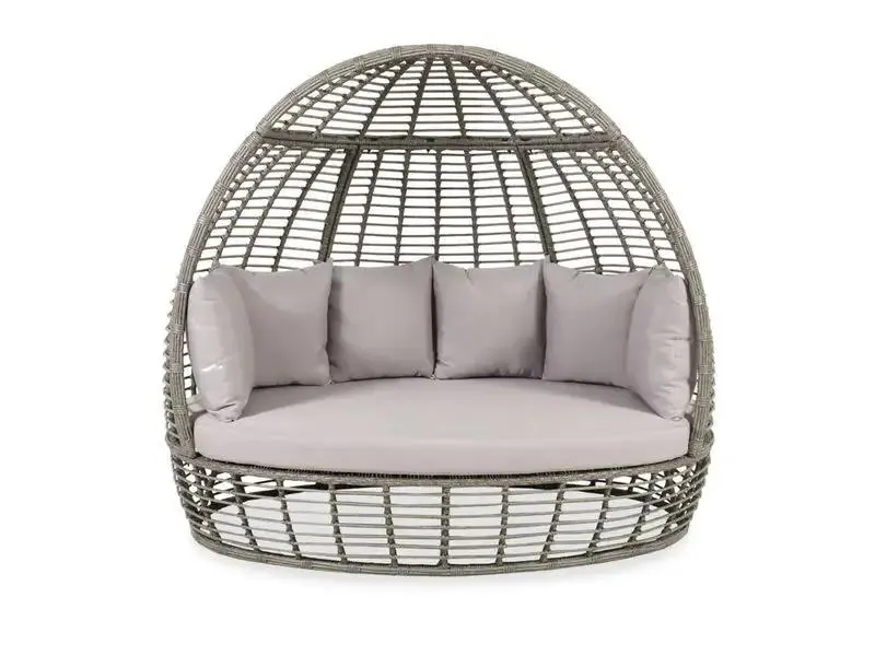 Cocoon Wicker Daybed with Cushion