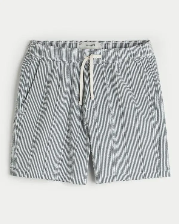 Mid-Thigh Seersucker Pull-On Shorts