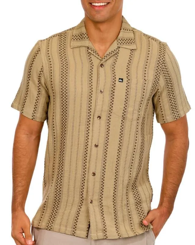 Quiksilver Mens Dooley Short Sleeve Button Down Shirt