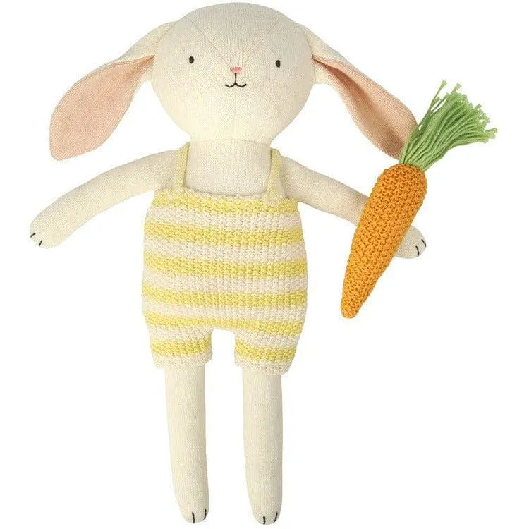 Bunny with Carrot