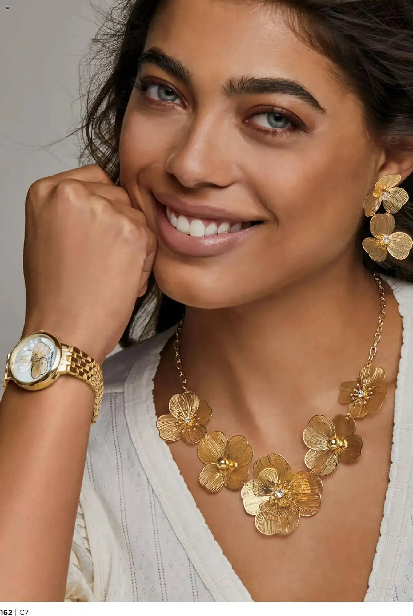 AVON flyer from March 27 to April 9 2025 - flyer page 159