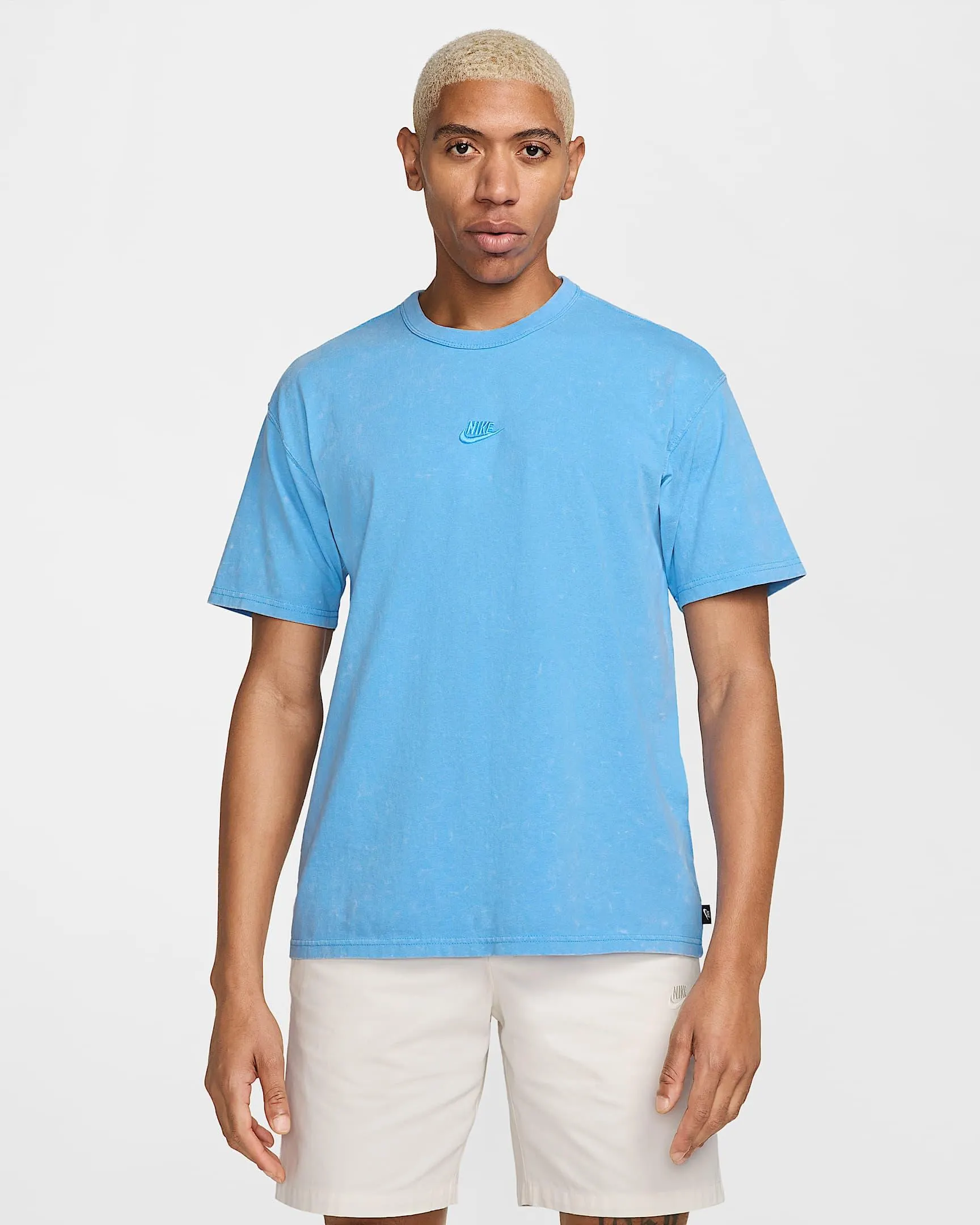 Nike Sportswear Premium Essentials