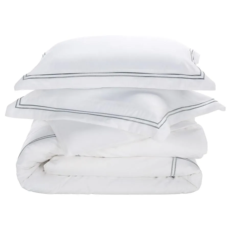 Safavieh Blue Mist/White Bordered King Comforter Cotton with ( Cotton Fill )