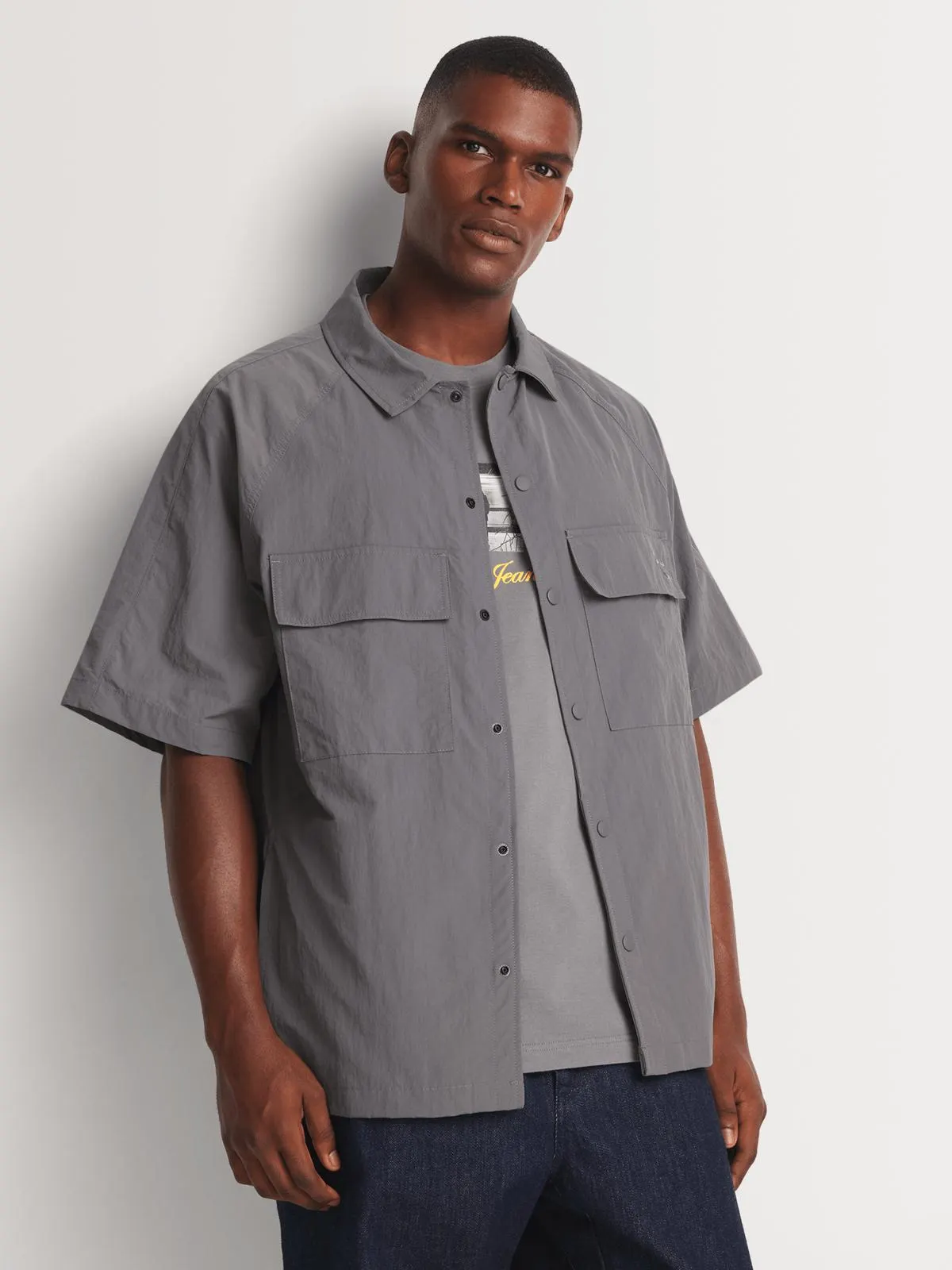 Men's Relay Jeans Nylon Tech Grey Shirt