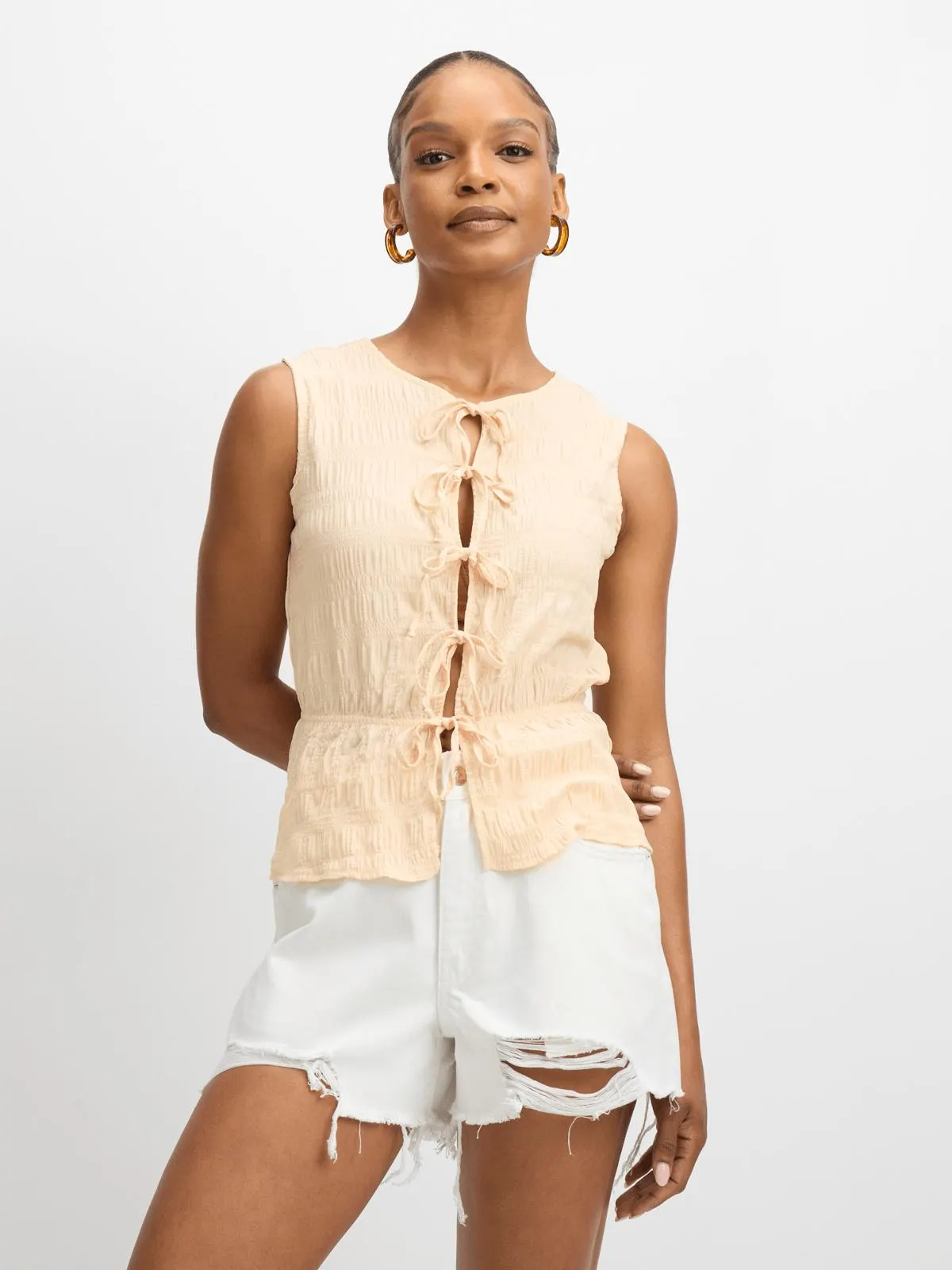 Jet Women's White Crinkle Knit Vest